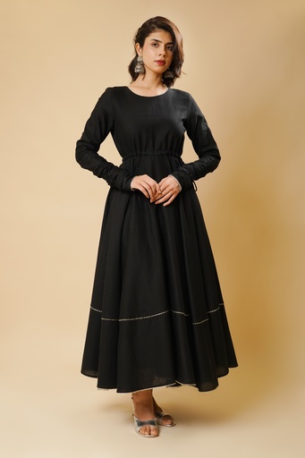 CHURI SLEEVE DRESS(BLACK)